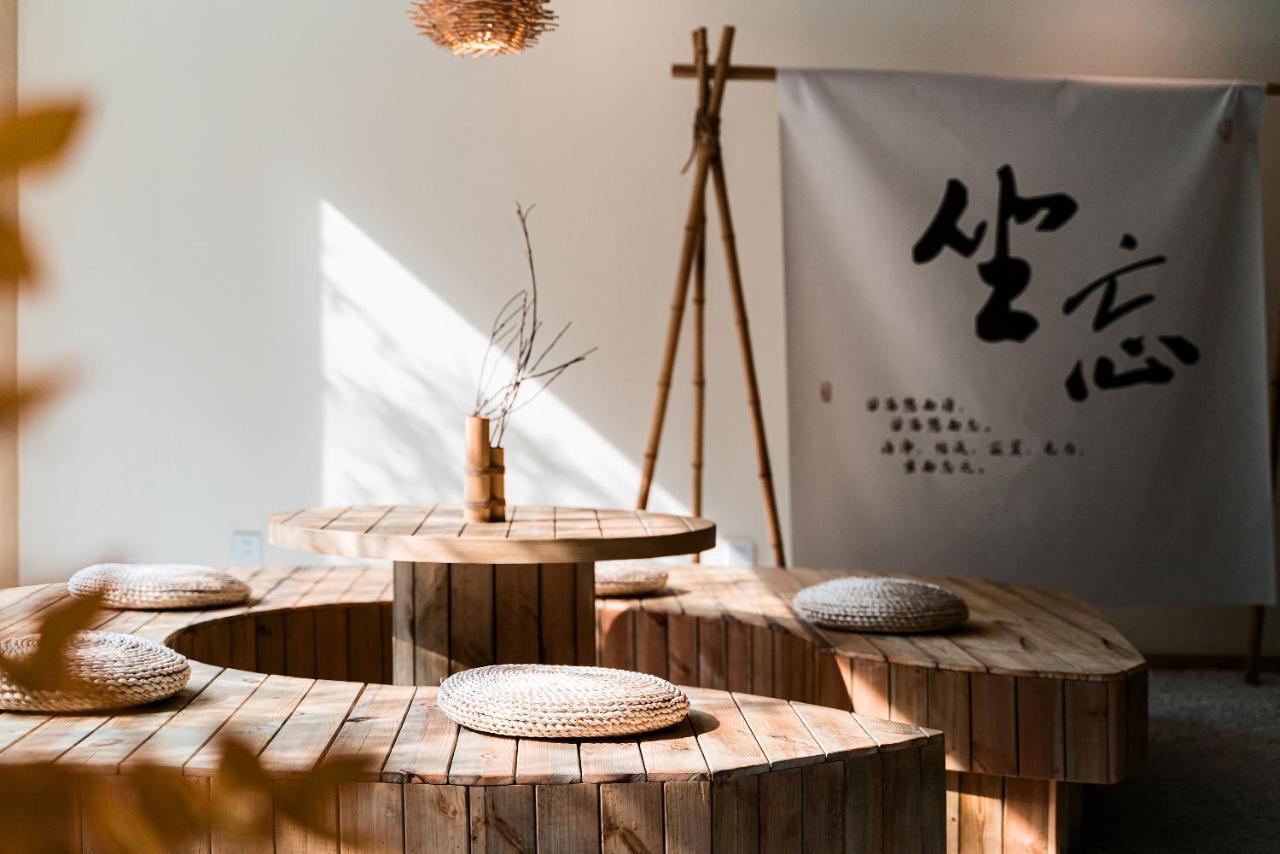 乐山上善居养心禅景酒店 Shangshan Zen Hotel Le-šan Exteriér fotografie